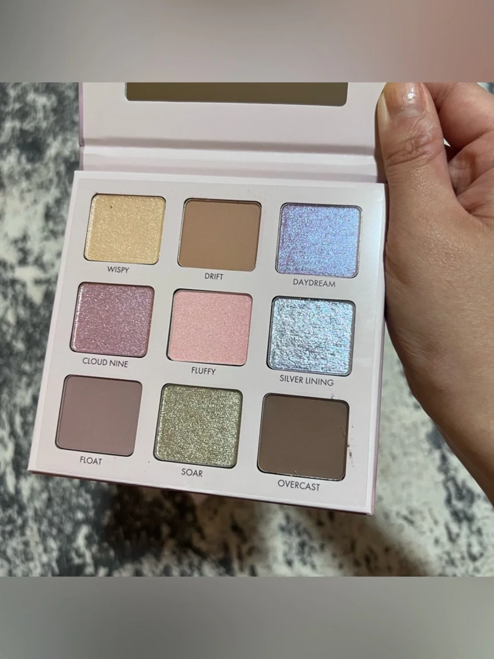 Wander Beauty In The Clouds Eyeshadow